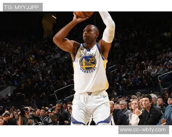 勇士半场苦战落后雄鹿仅2分库明加高效砍下16分4篮板表现抢眼